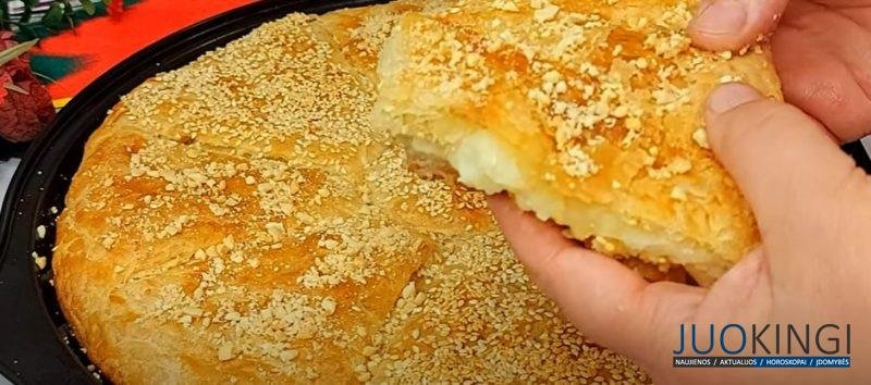 Так мало кто готовит: тесто станет мягким и нежным. Хрустящий и слоеный пирог