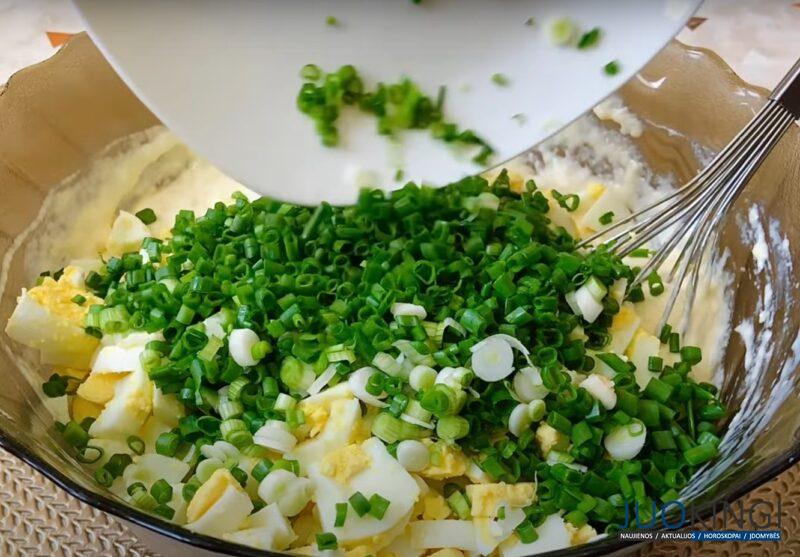 Ленивые пирожки с яйцом и луком. Пышные, мягкие и не оседают: секрет в приготовлении