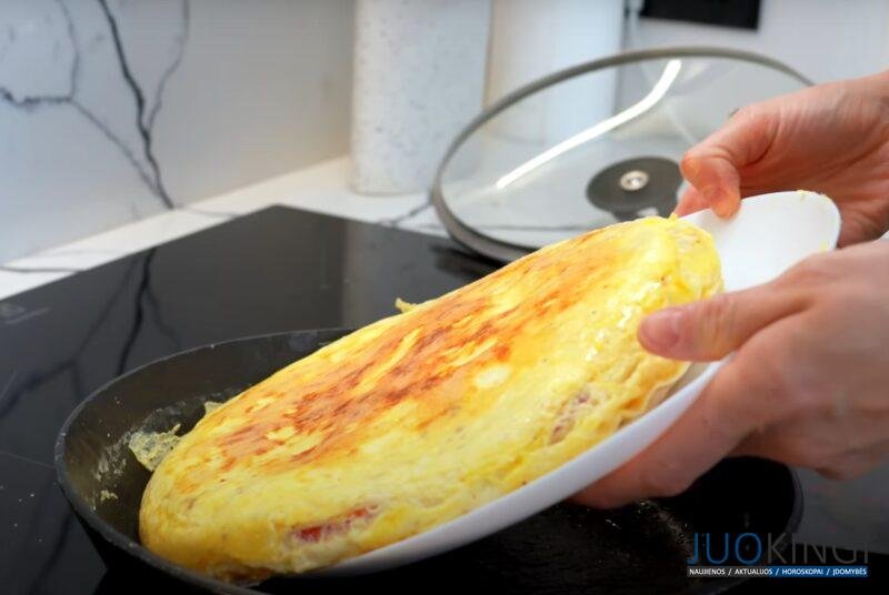 Ленивый пирог на сковороде. Завтрак из лаваша за 25 минут: вкусно и просто