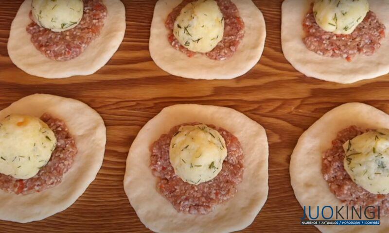 Три в одном: котлета, гарнир и хлеб. Сочные пирожки с мясом и картошкой