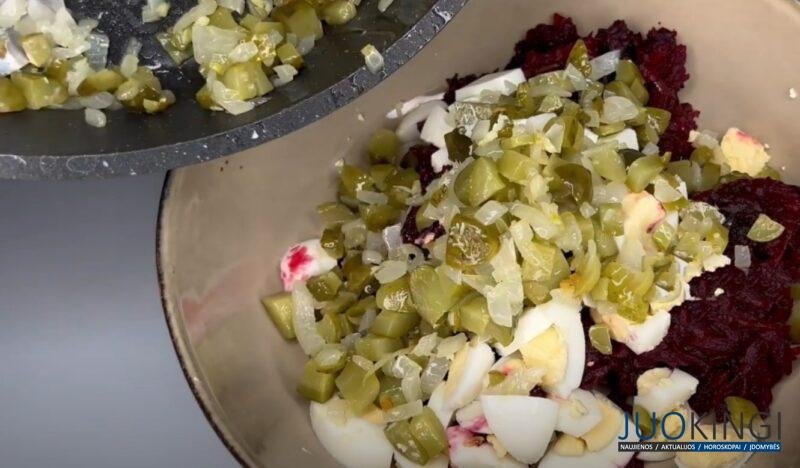Закуска за сущие копейки. Соседка подсказала рецепт: готовится быстро - съедается сразу