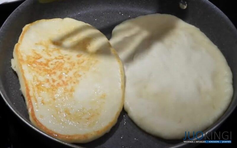 Беру 200 г творога и немного кефира. Самый вкусный завтрак на большую семью