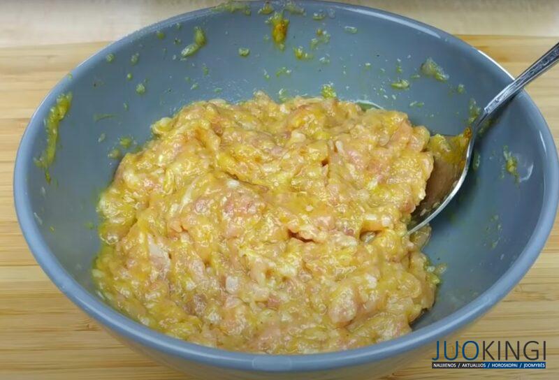Беру овсяные хлопья, капусту и 300 грамм фарша. Рецепт полезного и вкусного ужина в духовке