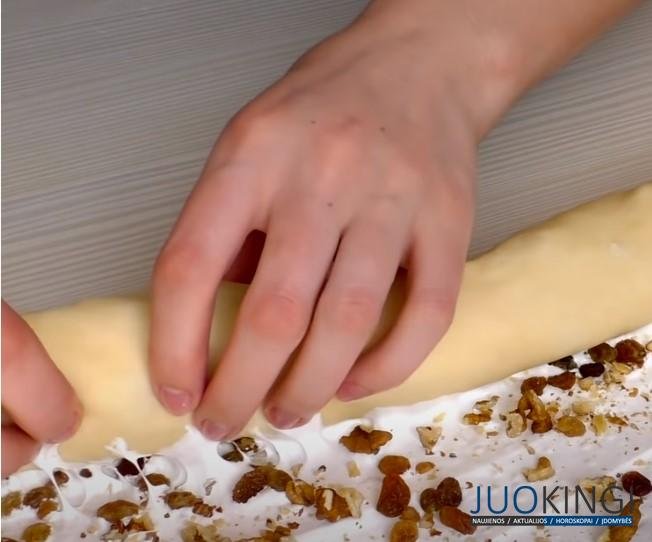 Попробовала один раз и готовлю постоянно. Аппетитные рулеты: просто и вкусно
