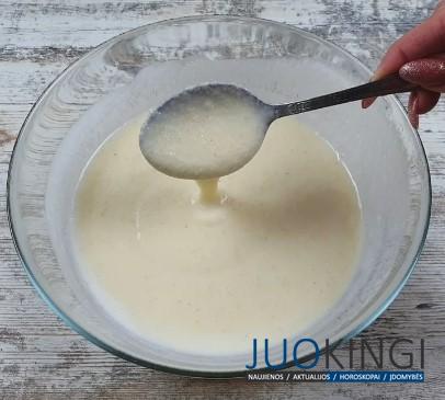 1 стакан манки и 2 стакана кефира (готовлю и на праздник, и на каждый день)