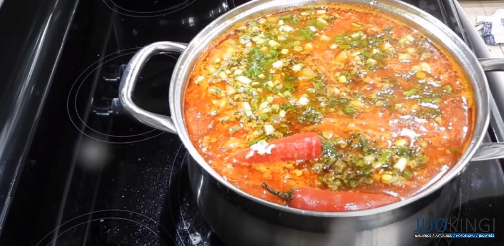 Борщ наваристый, отменный, самый вкусный. Все важные моменты, много интересных секретиков
