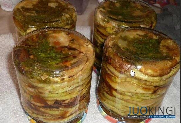 Банки переворачиваем