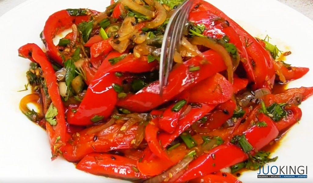 Никогда не ела настолько вкусный салат из перцев. Теперь буду делать постоянно: даже на все праздники