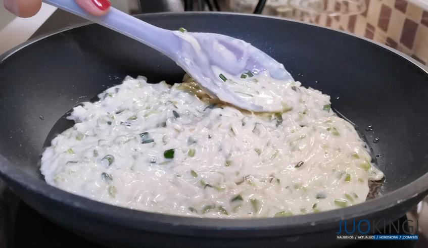 Готовлю мягкие лепешки с кабачками. На завтрак и для перекуса: жарю как блины на сковороде