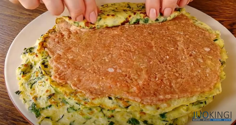 Пока есть кабачки, готовлю так. Вкусный и полезный обед на сковороде