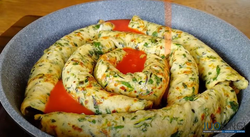 Пока есть кабачки, готовлю так. Вкусный и полезный обед на сковороде