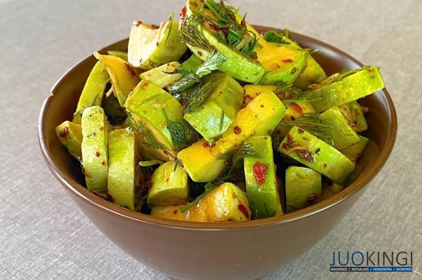 Как вкусно приготовить кабачковую закуску: простой и быстрый рецепт