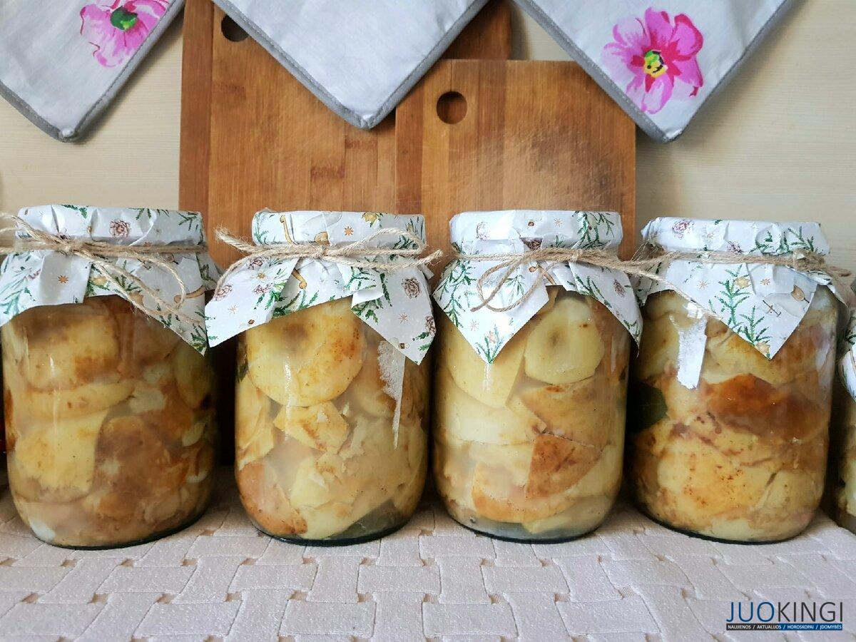 Грузди "домашней засолки" готовые к продаже
