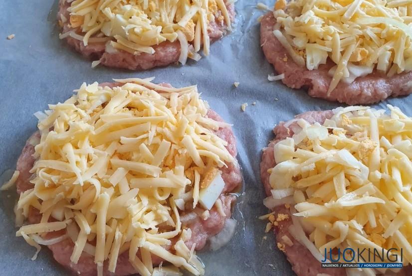 Котлеты больше не готовлю, вместо них - мясные стожки. На вкус гораздо круче: хоть на ужин, хоть на праздник