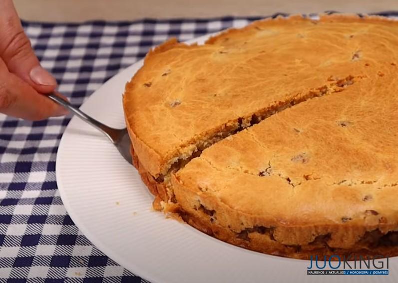 Муж съел все сам за минуту! Сметана и 2 яйца, немного мяса: вкуснее еще не было