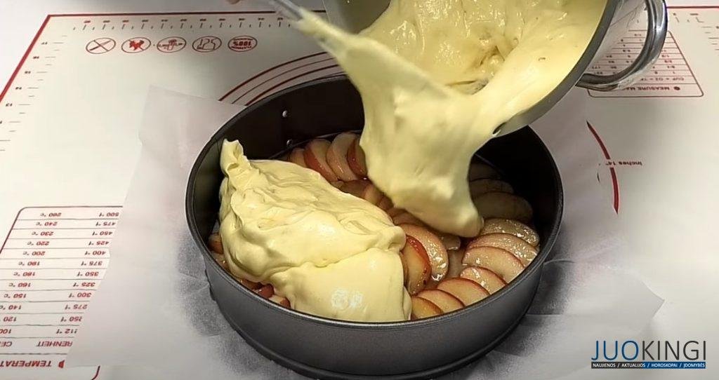 Яблочная шарлотка: теперь еще вкуснее. Быстрый пирог из простых составляющих