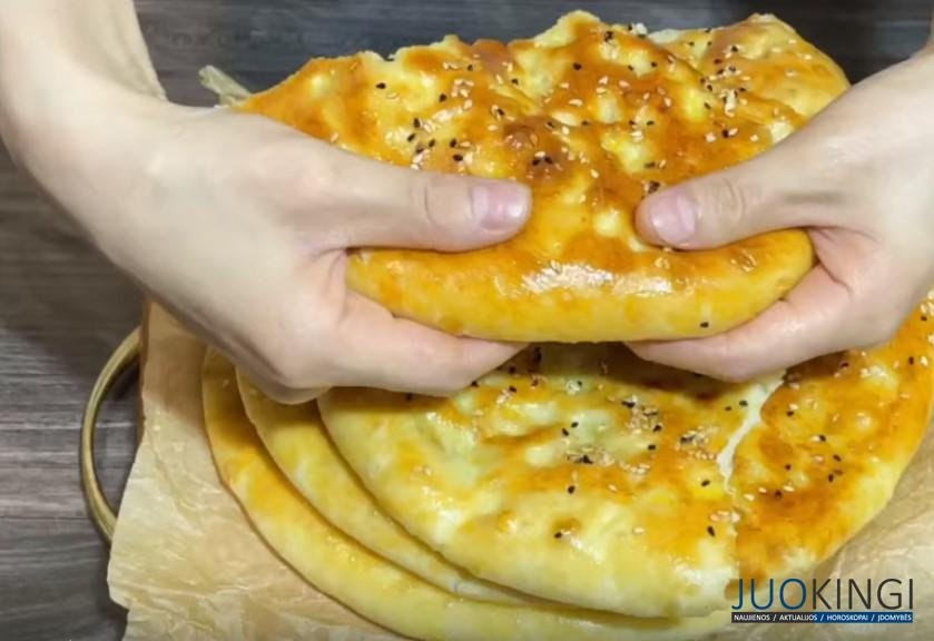 Лепешки с начинкой в духовке: пышные и мягкие. Лучший рецепт из тех, что я пробовала