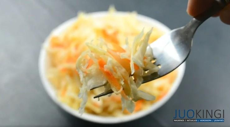 Просто сложите капусту в пакет. Вкусный рецепт квашеной капусты