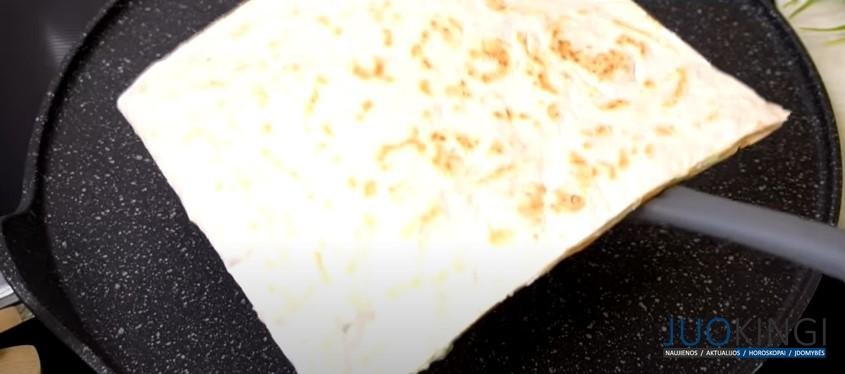 За 10 минут готовлю тонкие лепешки без раскатки теста. Просто и вкусно