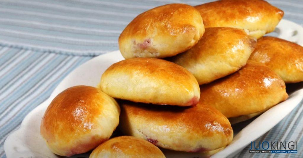 Пирожки со сливами на творожном тесте. Рецепт простой, быстрый и бюджетный