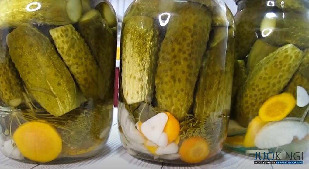 Вкусные и хрустящие огурцы на зиму. Рецепт маринования простой: и никакого маринада не надо