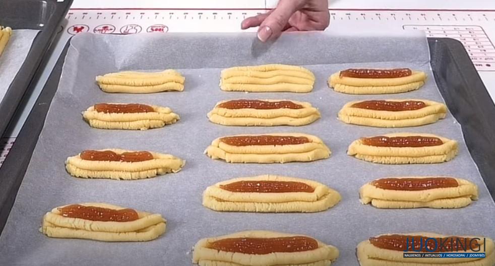 Печенье через мясорубку «Спаржа»