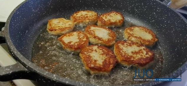 Гости не поверили, что здесь только кабачок, куриная грудка и яйцо (без муки, манки, крахмала). Мяса всего 40%, а как котлеты