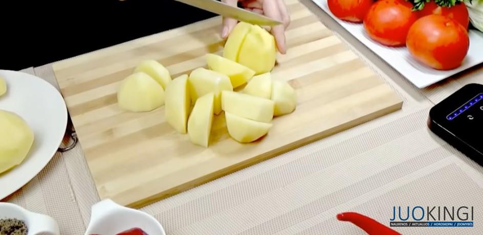 Настолько вкусно, что на столе ничего не остается. Картофель вкуснее мяса