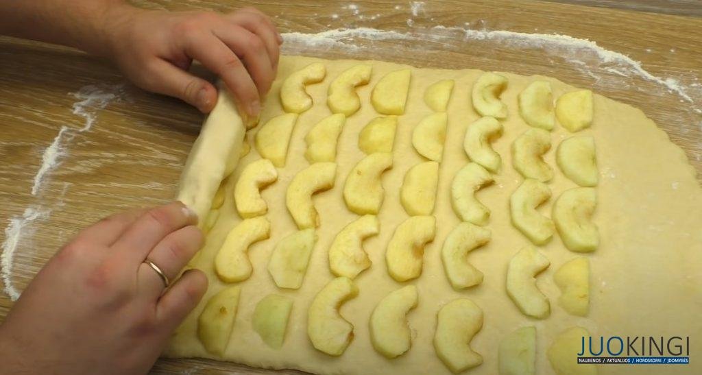Всего 3 яблока и вкусный яблочный пирог готов. Готовлю за считанные минуты: простой десерт на сковороде