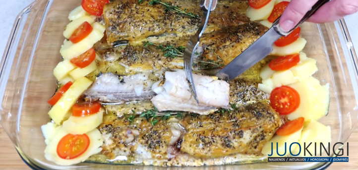 Смазываю минтай горчицей и запекаю в духовке. Простой рецепт вкусной и сочной рыбы