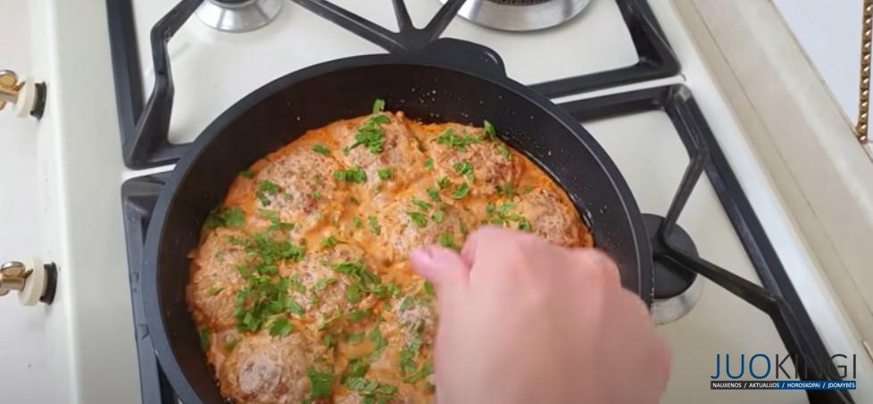 Беру фарш, 3 картофеля и 1 лук и готовлю вкусный ужин. Картофельно-мясные шарики в соусе