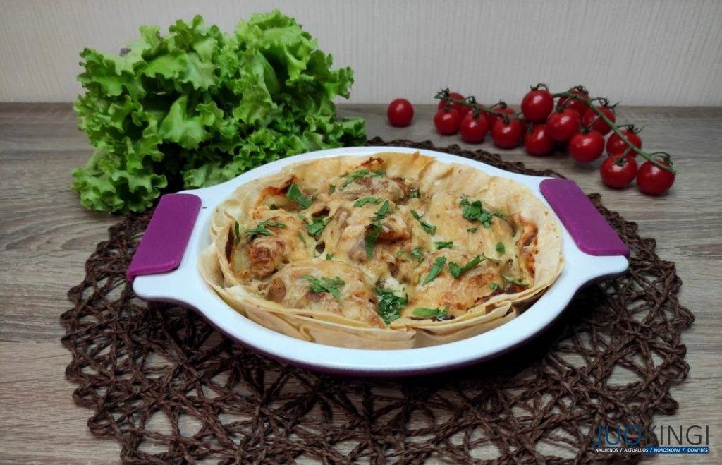 В гостях подали необычную курицу. Сначала даже не поняла, как её приготовили. Делюсь своим открытием
