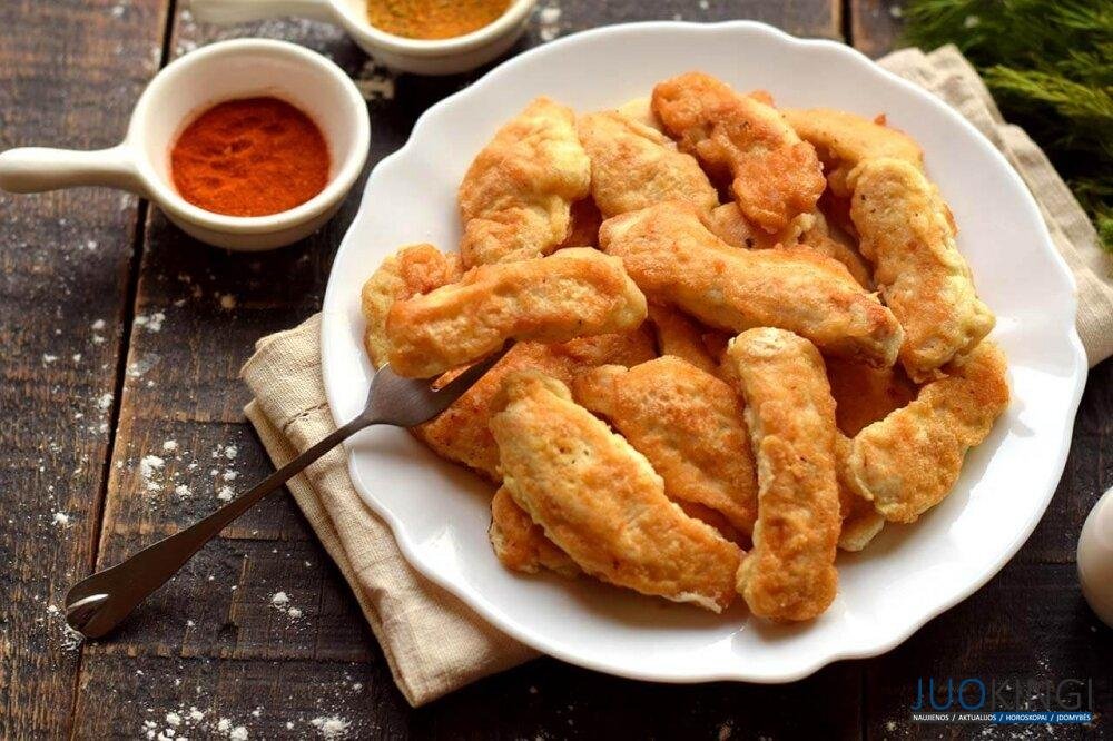 Просто залейте яйцами куриную грудку. Быстро, вкусно и очень нежно