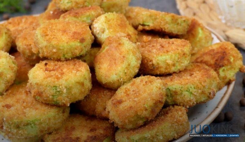 Едим с удовольствием всё лето и про мясо забыли: Кабачки в хрустящей шубе с шикарным соусом