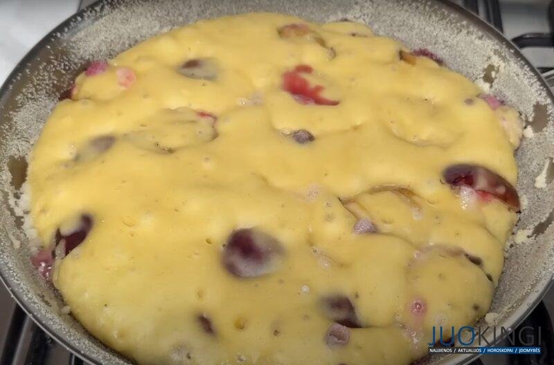 Пирог, который вас удивит: готовится на сковороде, а по вкусу – как из печи! Рецепт, который полюбят все